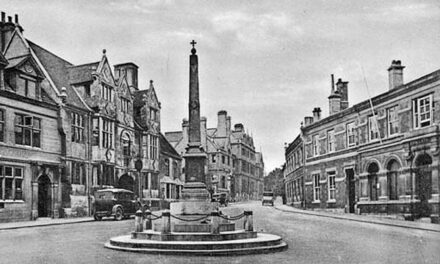 Oundle – War Memorial