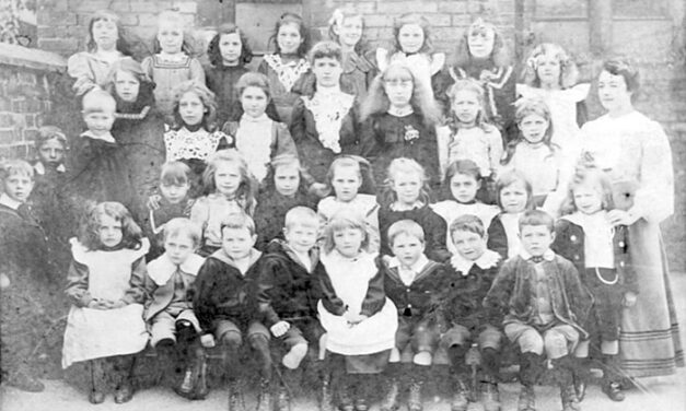 Mystery Oundle Photo – NJ Gray Studio